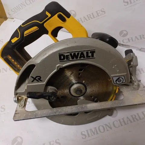 DEWALT DCS570N CORDLESS XR BRUSHLESS CIRCULAR SAW