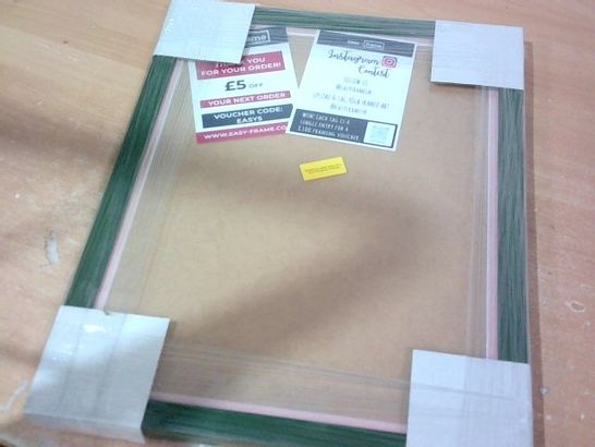PICTURE FRAME - GREEN WITH PLASTIC SCREEN