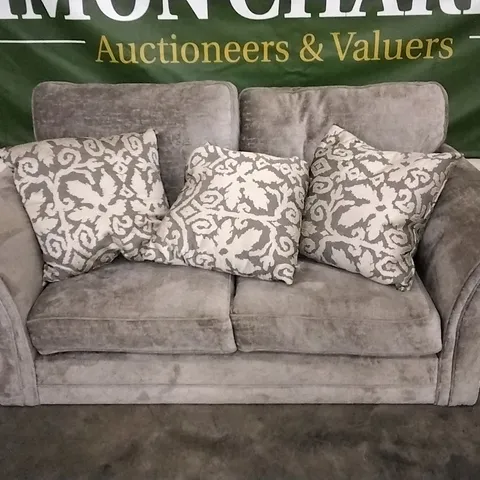 DESIGNER SILVER PLUSH FABRIC 2 SEATER SOFA WITH SCATTERBACK CUSHIONS