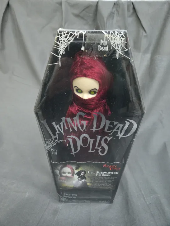 LIVING DEAD DOLLS - SCARY TALES VOL 4 - EVIL STEPMOTHER THE QUEEN