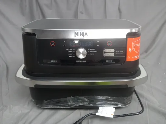 BOXED NINJA 10.4L FOODI FLEXDRAWER DUAL AIR FRYER AF500UK IN BLACK