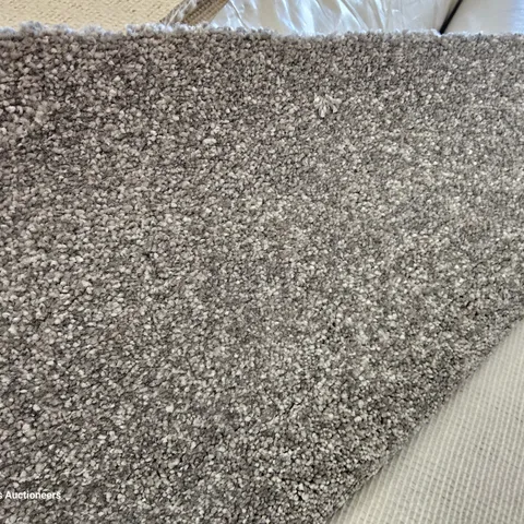 ROLL OF QUALITY FIRST IMPRESSIONS IMAGE CARPET APPROXIMATELY 5M × 3.2M
