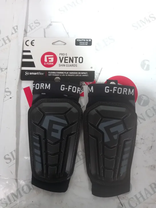 G-FORM PRO-S VENTO SHIN GUARDS 