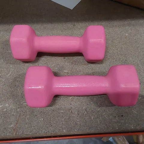 BOXED NEOPRENE SET OF 2 DUMBELLS - PINK // 2 X 1.5KG