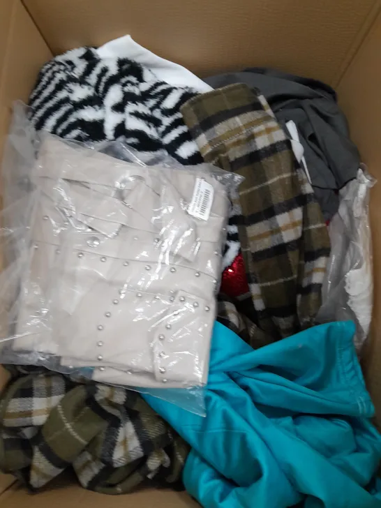 BOX OF APPROXIMATELY 15 ASSORTED CLOTHING ITEMS TO INCLUDE CHECKED COAT, ZEBRA PRINT JUMPER, SKIRT ETC