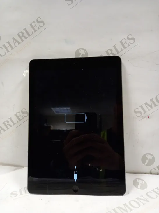 APPLE A1474 IPAD AIR 