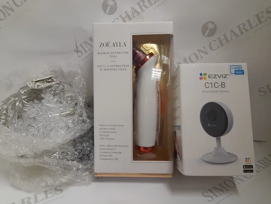 LOT OF 3 ASSORTED ELECTRICAL ITEMS TO INCLUDE EZVIZ SMART HOME CAMERA, ZOE AYLA BLEMISH EXTRACTOR TOOL, SNOWFLAKE WINDOW CURTAIN LIGHTS