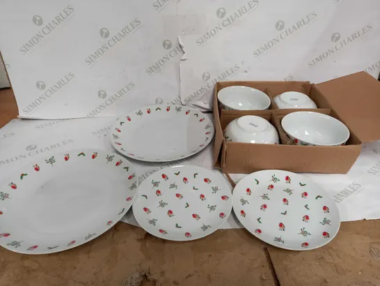 SET OF 2 GEORGE HOME ROBIN 12 PIECE DINNER SET