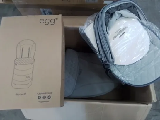 BOXED EGG3 LUXURY PRAM BUNDLE WITH EGG SHELL CAR SEAT IN GLACIER - 5 BOXES RRP £1149