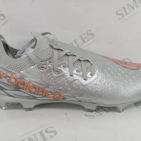 NEW BALANCE FURON METALLIC SILVER FOOTBALL BOOTS - UK 10.5