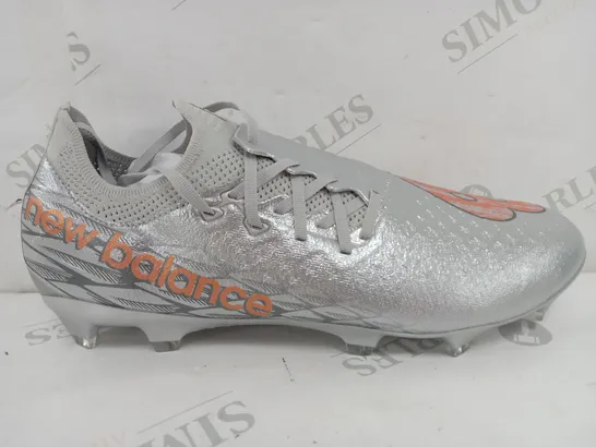 NEW BALANCE FURON METALLIC SILVER FOOTBALL BOOTS - UK 10.5