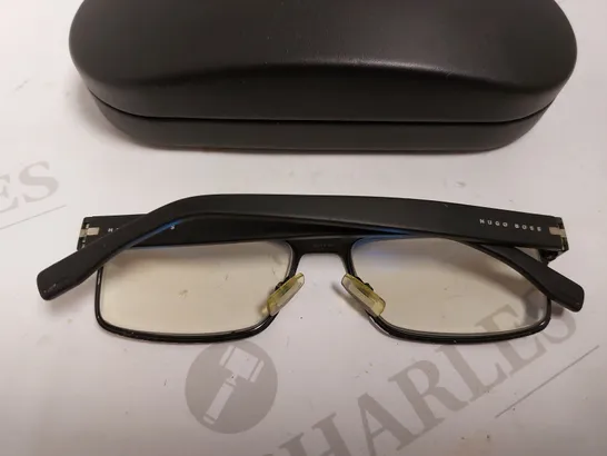 HUGO BOSS GLASSES - BLACK 