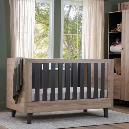 COMO COT BED IN DISTRESSED OAK AND GREY SLATE FINISH ( 2 OF 2 BOXES)