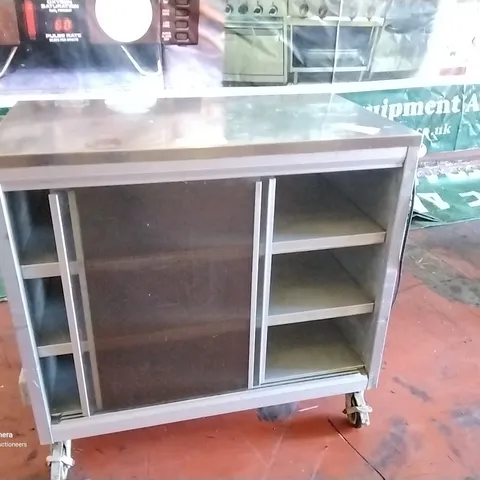 GRUNDY MOBILE ELECTRIC HOT CUPBOARD