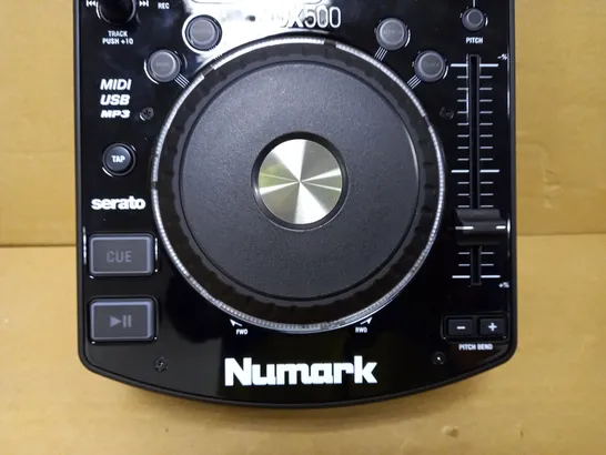 NUMARK NDX500 - STANDALONE USB / CD PLAYER AND SOFTWARE CONTROLLER WITH TOUCH-SENSITIVE JOG WHEEL