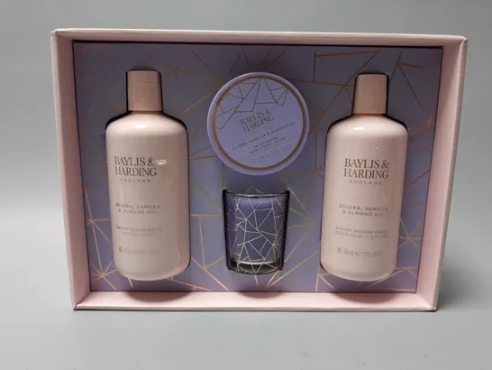 BOXED BAYLIS SIGNATURE COLLECTION CANDELIT BATHING SET