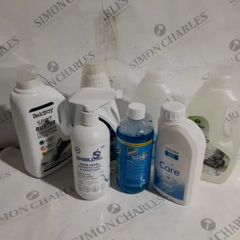 APPROXIMATELY 15 ASSORTED CLEANING PRODUCTS TO INCLUDE TURTLE CARE NON-BIO LIQUID DETERGENT, DAEWOO CARPET AND UPHOLSTERY SHAMPOO BISSELL MULTI-SURFACE FLOOR CLEANING FORMULA ETC.