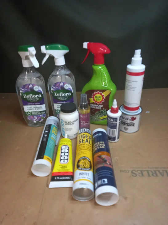 LOT OF ASSORTED ITEMS TO INCLUDE BABY BIO, ZOFLORA DISINFECTANT AND FURNITURE PAINT 