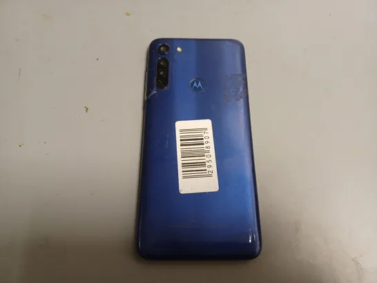 MOTOROLA MOTO G8