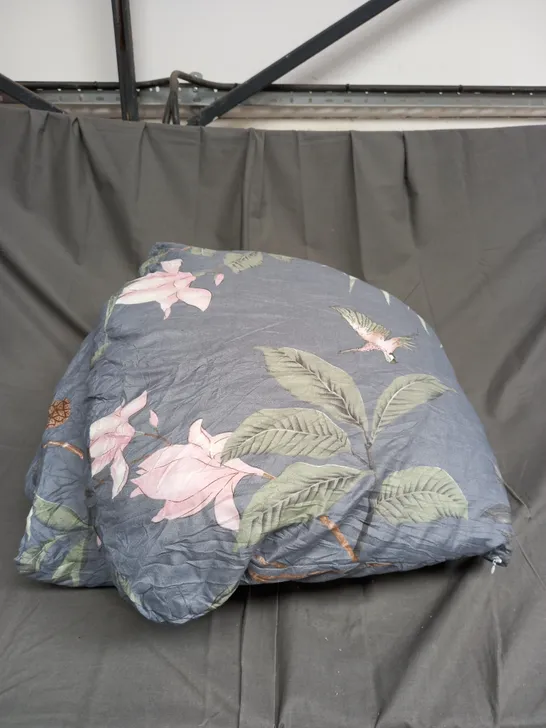 FLORAL AND BIRD PATTERN CHAIR CUSHION