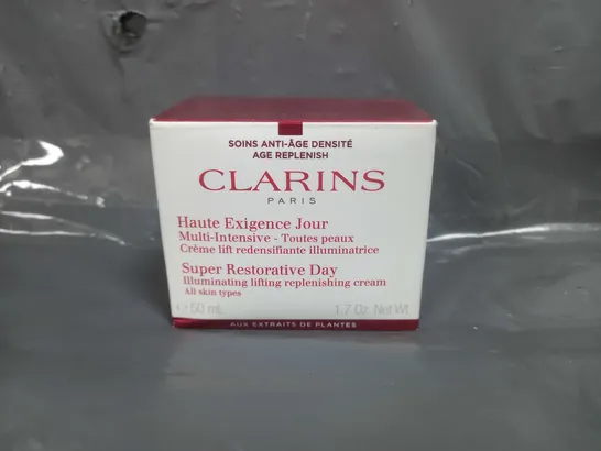 BOXED CLARINS SUPER RESTORATIVE DAY CREAM ALL SKIN TYPES 50ML