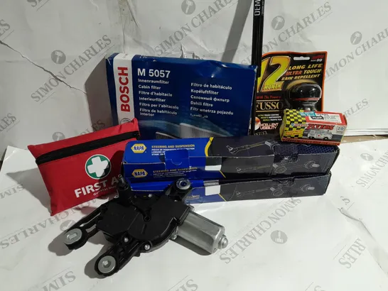 APPROXIMATELY 20 ASSORTED ITEMS TO INCLUDE BOSCH CABIN FILTER, FIRST AID KIT, NAPA STEERING AND SUSPENSION AXIAL JOINT, REAR WIPER MOTOR ETC. 