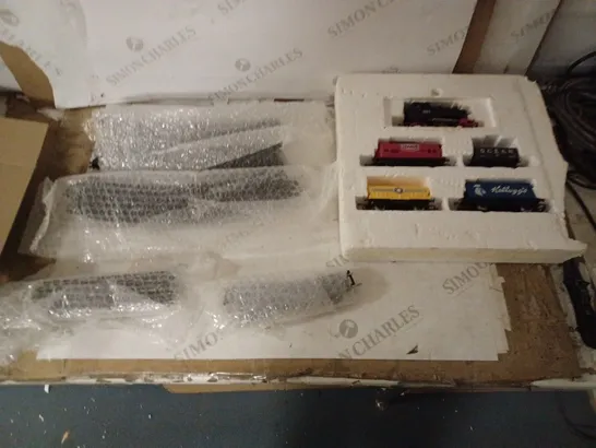 HORNBY TRAIN SET WITH TRAINS, TRACKS AND CONTROLLER