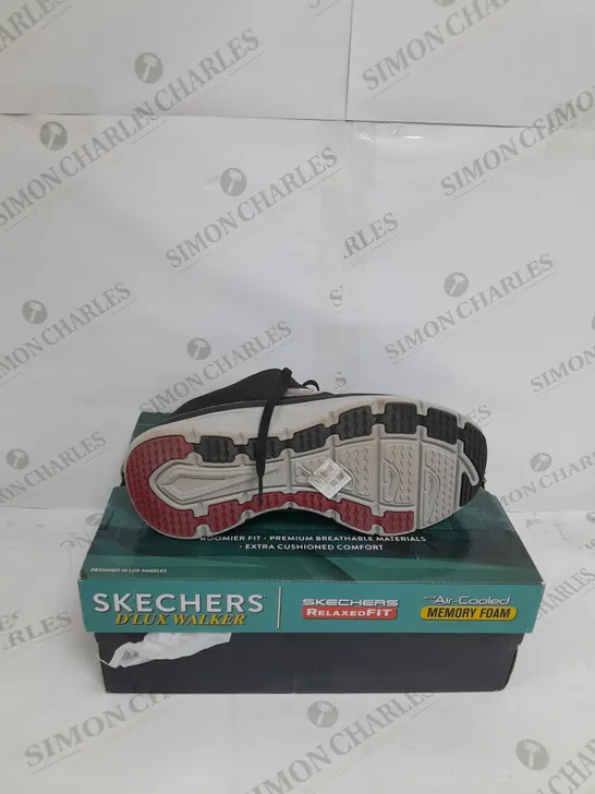 BOXED SKETCHERS D'LUX TRAINERS SIZE 8