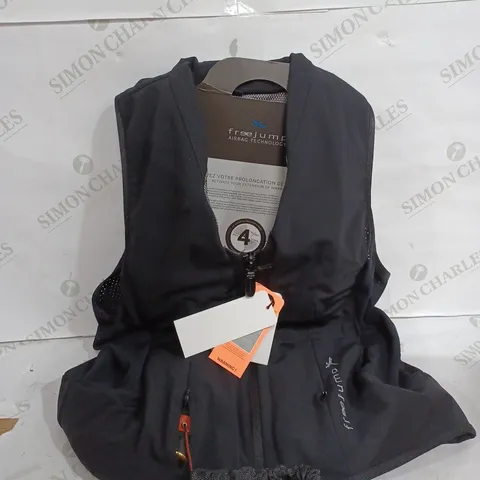 FREEJUMP AIRBAG JACKET IN MEDIUM 