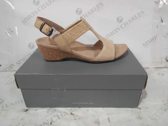 BOXED PAIR OF VIONIC FAUX SUEDE OPEN TOE WEDGE SANDALS IN BEIGE UK SIZE 8