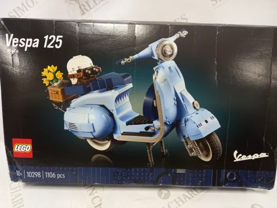 LEGO VESPA 125 SCOOTER MODEL (SET 10298) RRP £79.99