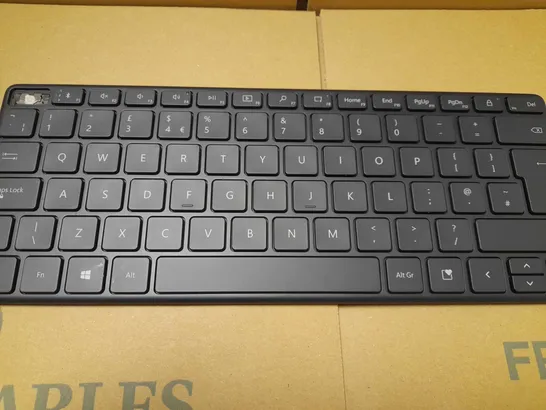 MICROSOFT DESIGNER COMPACT KEYBOARD