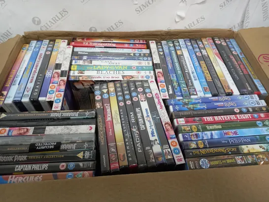 BOX OF APPROXIMATELY 58 DVD TO INCLUDE HUNGER GAMES, JURASSIC PARK, FAST & FURIOUS ETC