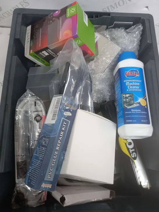 BOX OF APPROXIMATELY 10 ASSORTED ITEMS TO INCLUDE - SMART LED BULB, PVC GLUE, STORM PRO EEL ETC