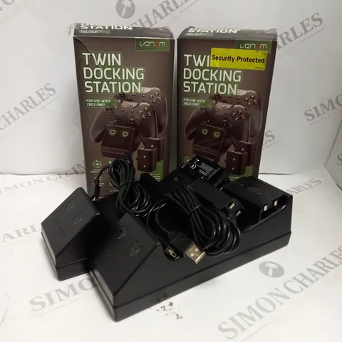 2 BOXED VENOM TWIN DOCKING STATION FOR USE WITH XBOX ONE 