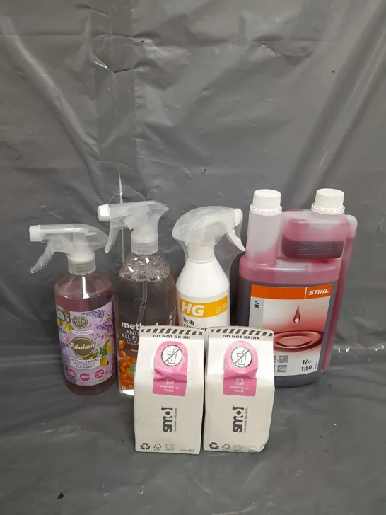 BOX OF APPROX 10 CLEANING PRODUCTS TO INCLUDE WASHING UP LIQUID , SURFACE CLEANER , HOB CLEANER - COLLECTION ONLY