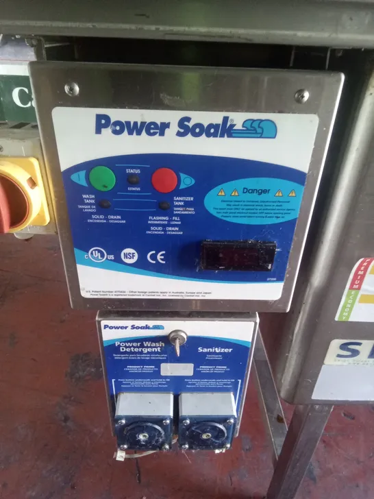 COMMERCIAL POWER SOAK WASH STATION 