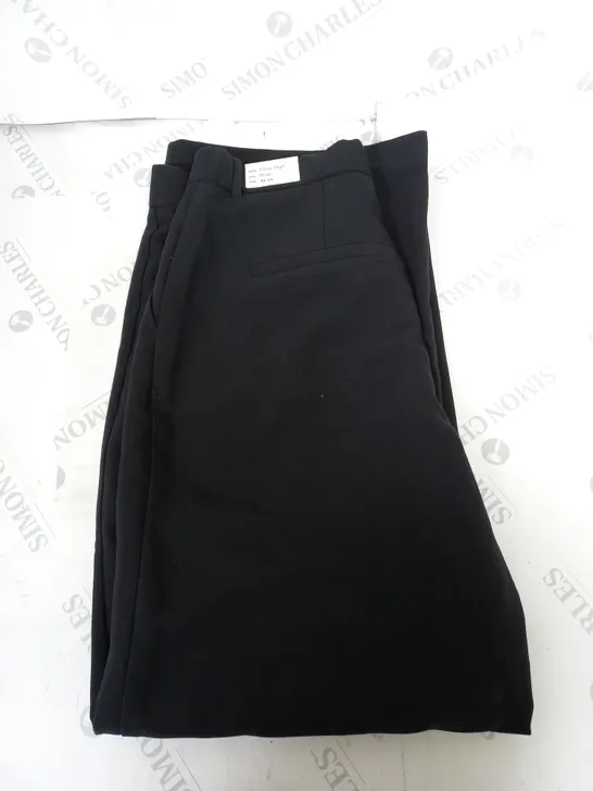 ABERCROMBIE AND FITCH ULTRA HIGH WIDE LEG TROUSERS SIZE W32