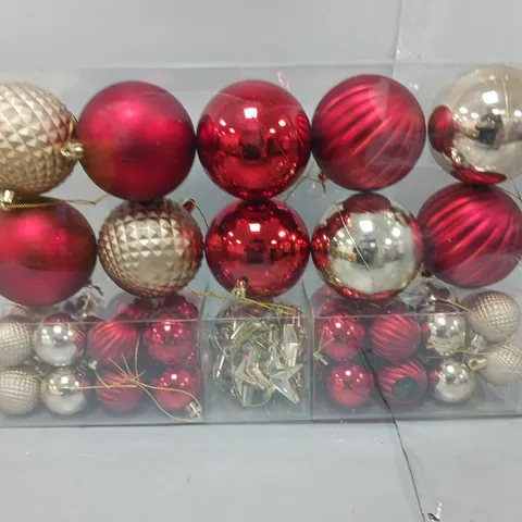 BOXED PACK OF 50 RED & GOLD BAUBLES 