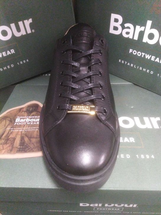 BRAND NEW BOXED BARBOUR INTERNATIONAL HERRERA BLACK AND GOLD SIZE 6