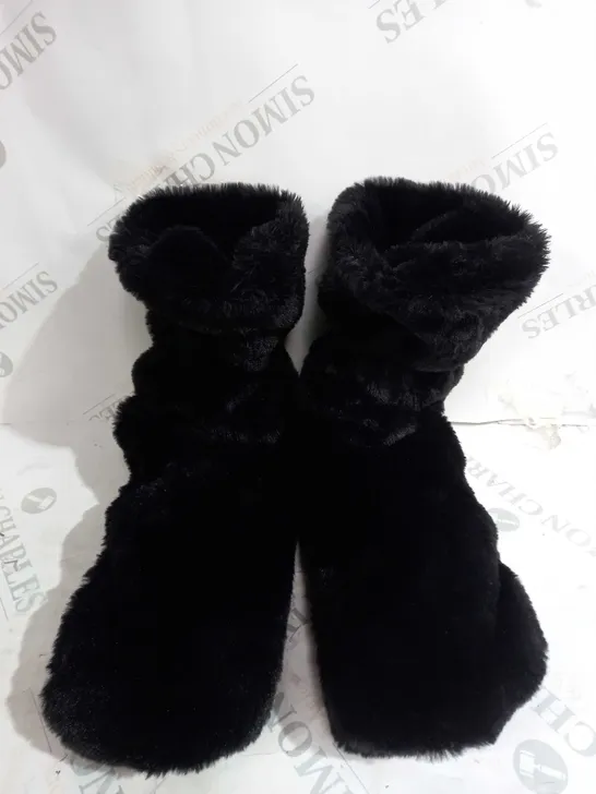 MUK LUKS FULL FAUX FUR SLIPPER