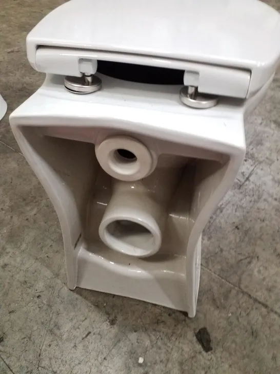 BRAND NEW TOILET PAN WITH SEAT