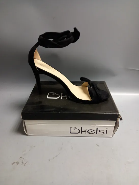 BOXED KELSI LADIES BLACK SATIN HIGH HEELED SANDALS WITH TIE DETAIL SIZE EU 41