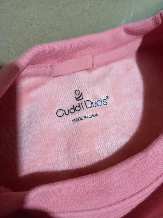 CUDDL DUDS SUPER SOFT SWEATER WITH FRONT POCKET AND THUMB HOLE DETAIL SIZE M