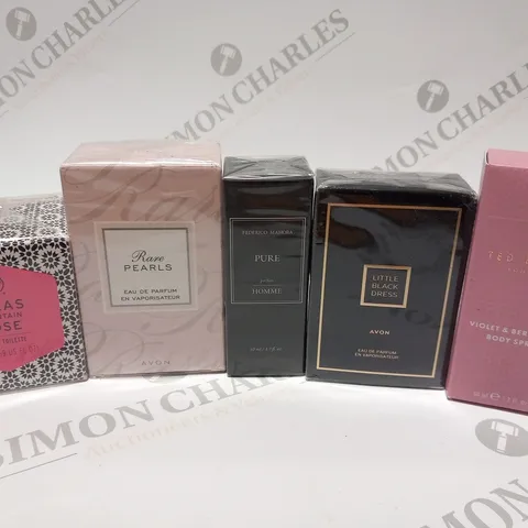 APPROXIMATELY 11 ASSORTED BOXED FRAGRANCES TO INCLUDE;