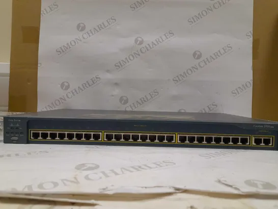 CISCO CATALYST 2950-24 24-PORT 24 X 10/100 FAST ETHERNET NETWORK SWITCH