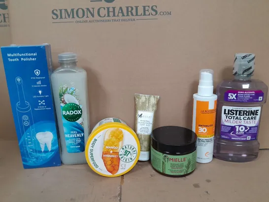 BOX OF APPROX 20 ASSORTED HEALTH AND BEAUTY ITEMS TO INCLUDE - RADOX BATH SOAK , TIITH POLISHER , MIELLE HAIR MASQUE ETC