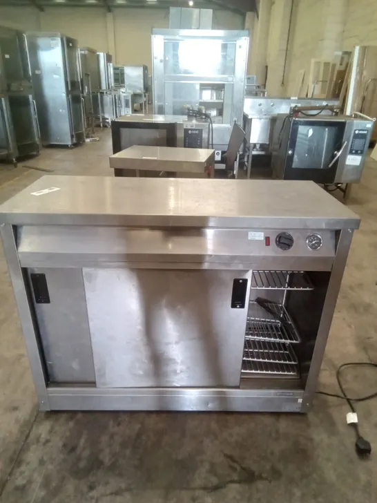 VICTOR HC30SSL COMMERCIAL HOT CUPBOARD 