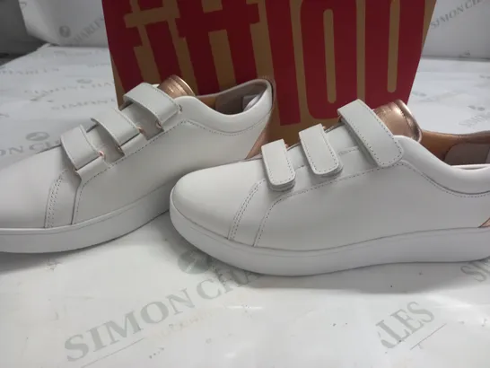 BOXED PAIR OF RALLY METALLIC BACK LEATHER STRAP SNEAKERS IN WHITE - UK 5.5