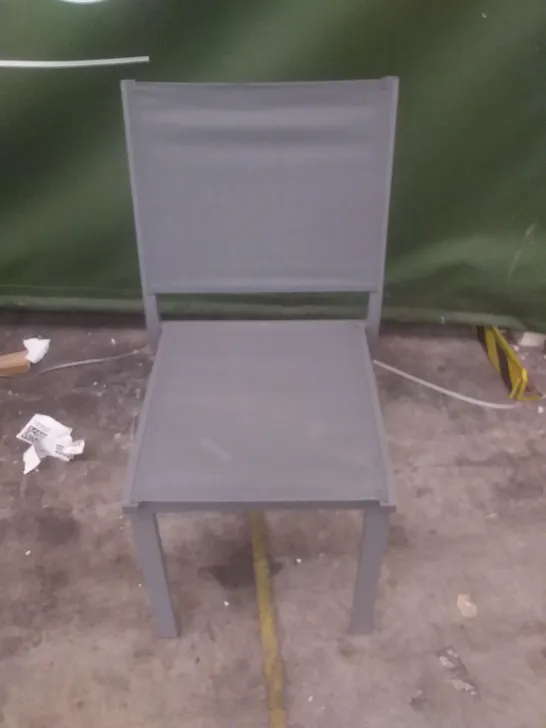 X1 MESH AND PLASTIC GARDEN CHAIR 